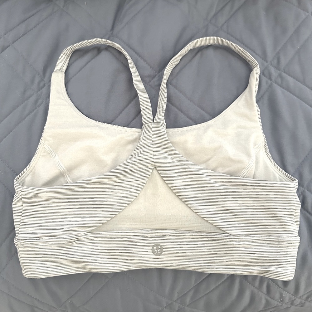 Lululemon Grey/White Sports Bra Size 6